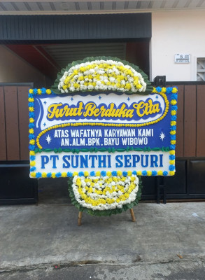Papan Bunga Duka di Binakal