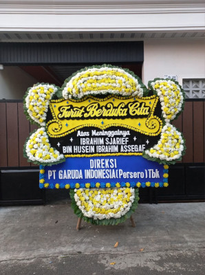 Papan Bunga Duka di Binakal